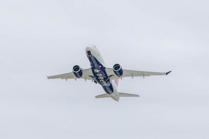 A220-DeltaFirst-takeoff